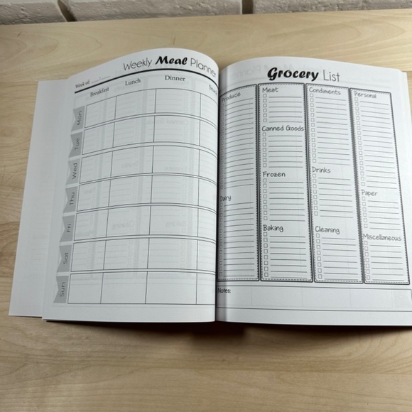 Meal Planner and Daily Planner Used - Picture 2 of 11